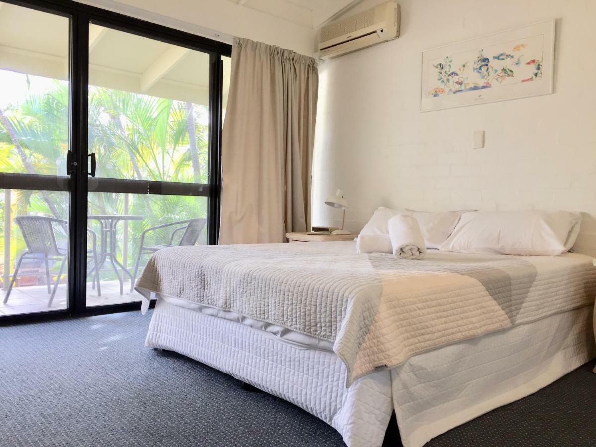 Le Court Villas Noosa Heads Buitenkant foto
