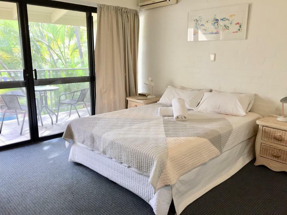 Le Court Villas Noosa Heads Buitenkant foto